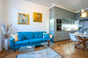 Downtown Luxury Retreat